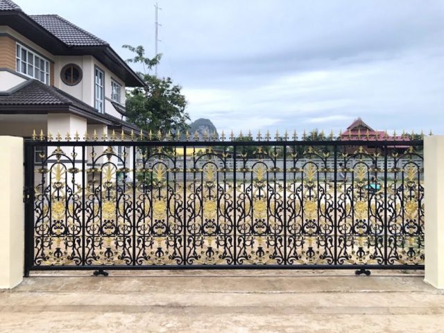 ประตูอัลลอยด์ลายยุโรปสั่งทำสำหรับบ้าน วิลล่า และรีสอร์ต