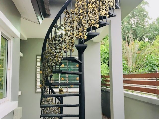 ราวบันไดอัลลอยด์ลายยุโรปสั่งทำสำหรับบ้าน วิลล่า และรีสอร์ต