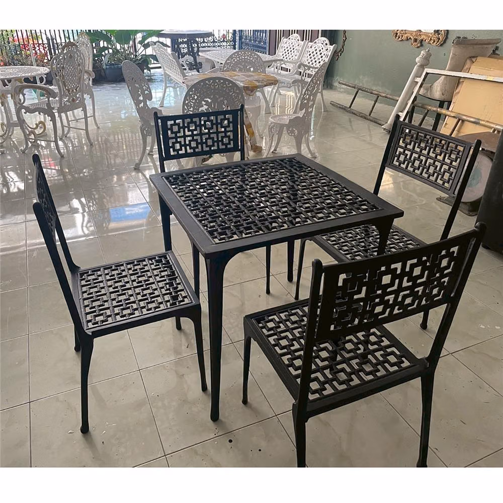 ชุดสนาม 4 ที่นั่ง AUNCHISAALLOY 70x70x70 ซม. สีดำ